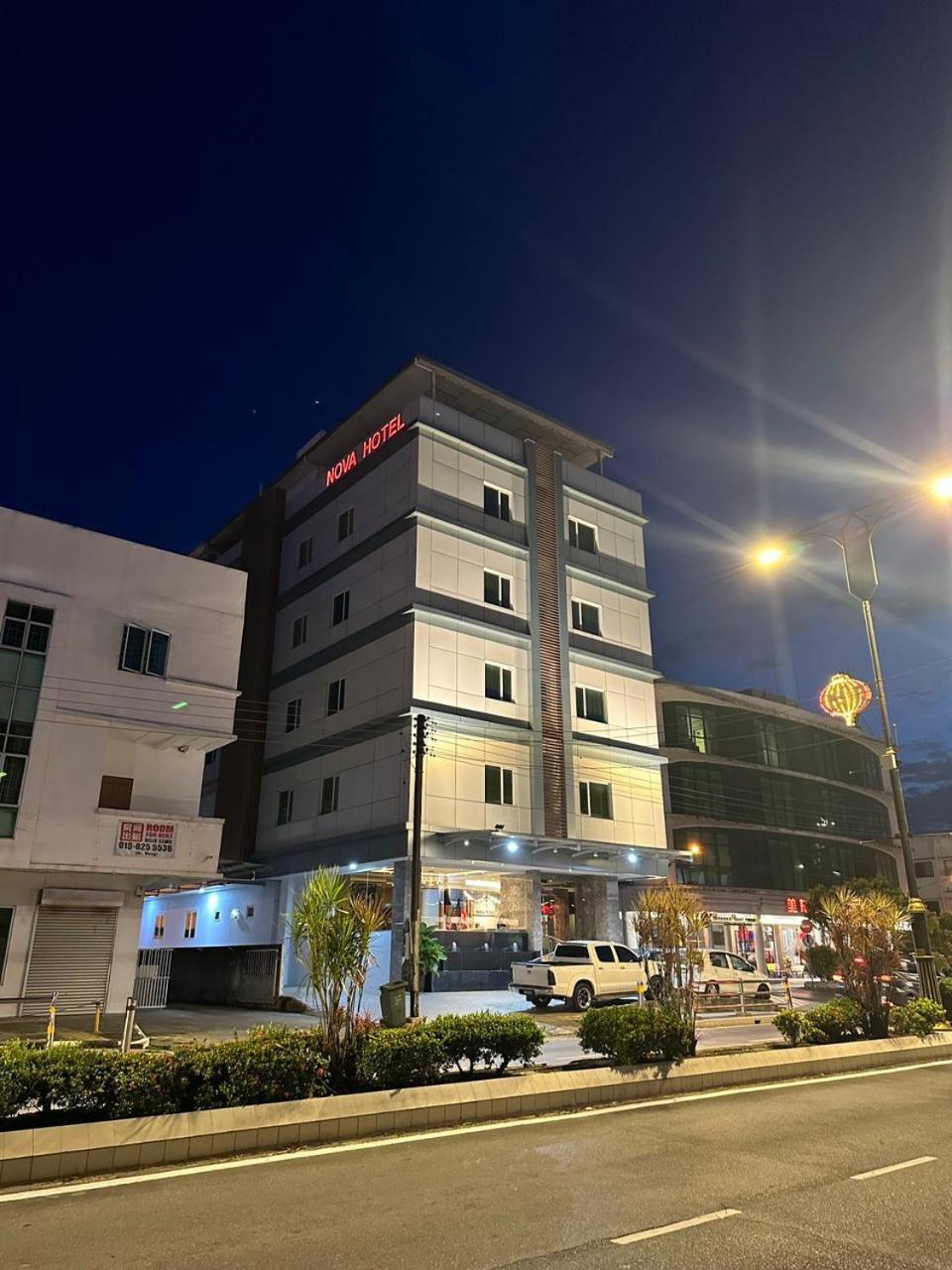 Nova Hotel Miri Exterior foto